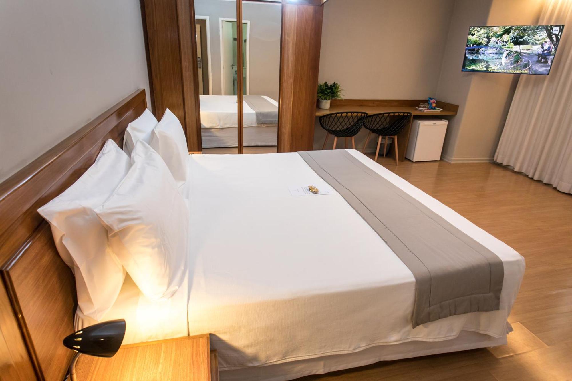 Acapulco Copacabana Hotel 4*